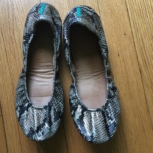 Copperhead snake Tieks size 9
